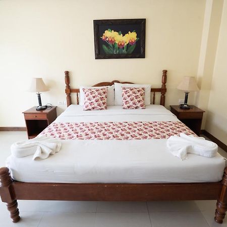 Pranang Flora House Otel Ao Nang Dış mekan fotoğraf